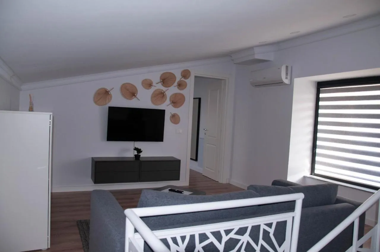 5 Rooms Penthouse No 25 Free Parking Bucarest Apartamento