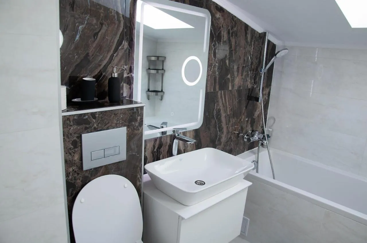 5 Rooms Penthouse No 25 Free Parking Bucarest Apartamento
